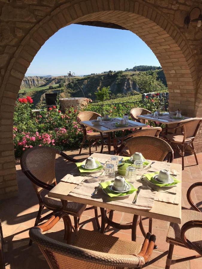 Agriturismo Podere Marcampo 渥尔特拉 外观 照片